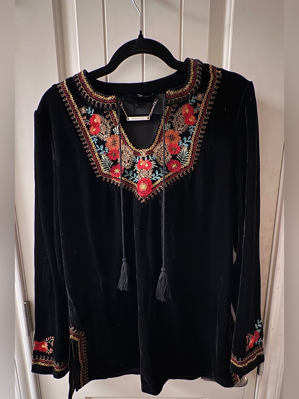 paparazzi Black Multicolor Embroidered Knit Top